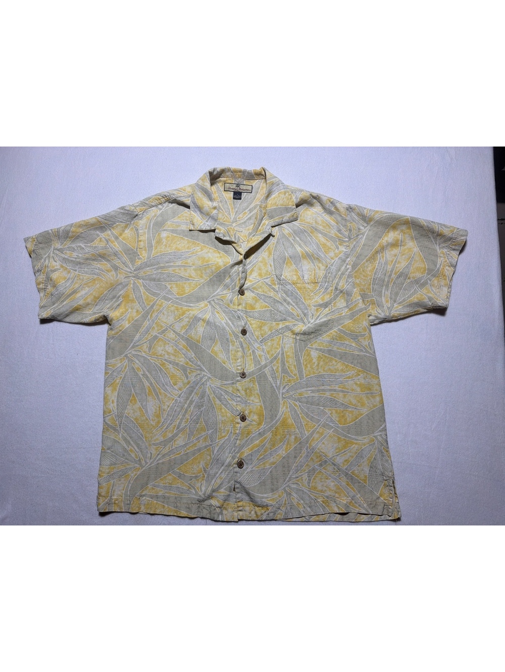 Tommy Bahama Men’s Tropical Hawaiian Shirt Yellow Gray Short Sleeve Button Up